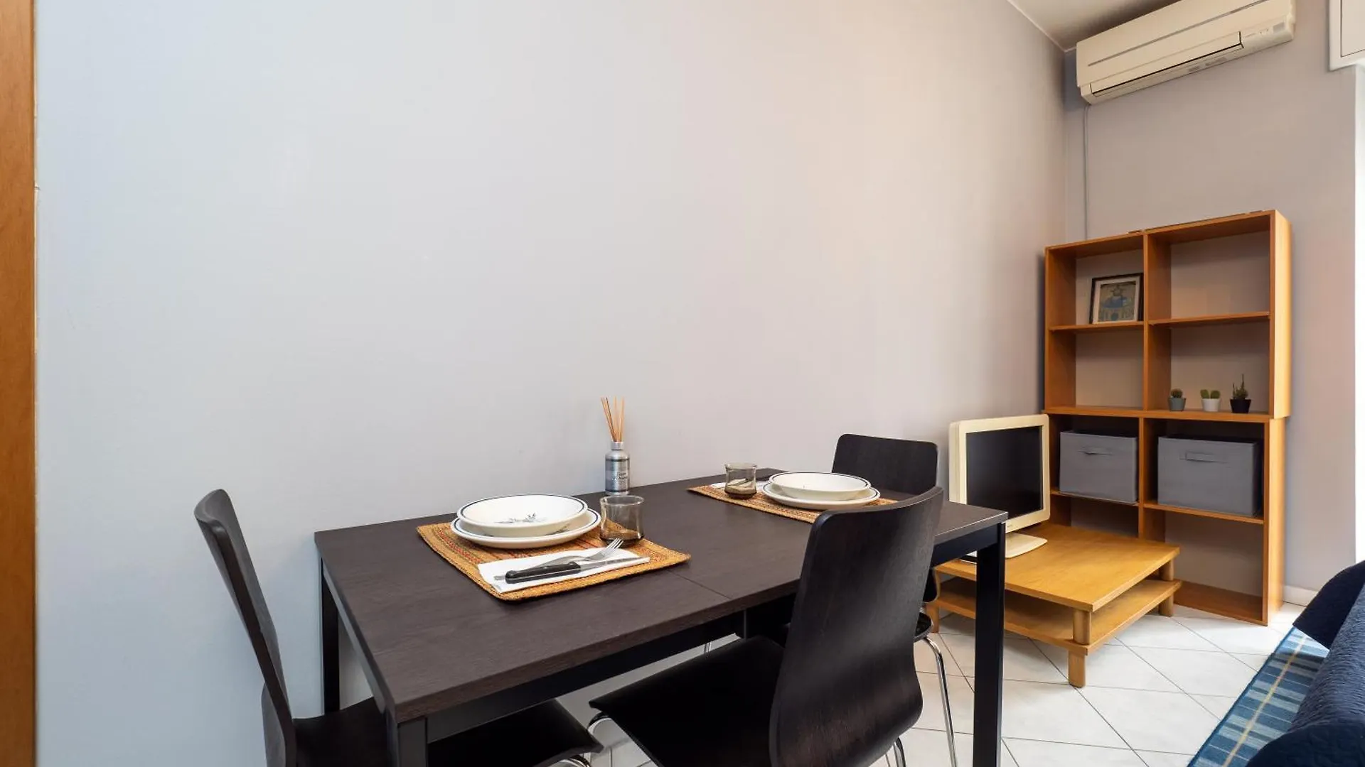Cozy Apartment In Design District Milán Itálie
