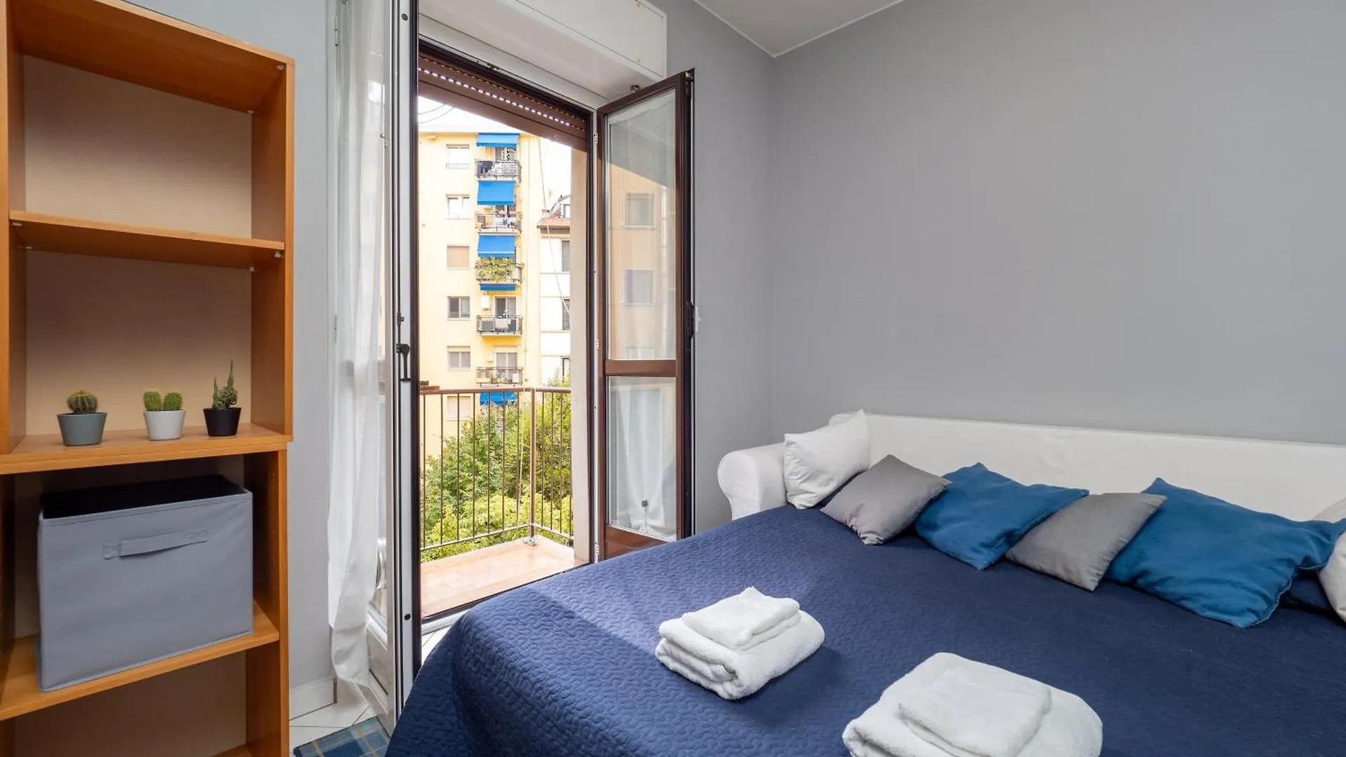Cozy Apartment In Design District Milán