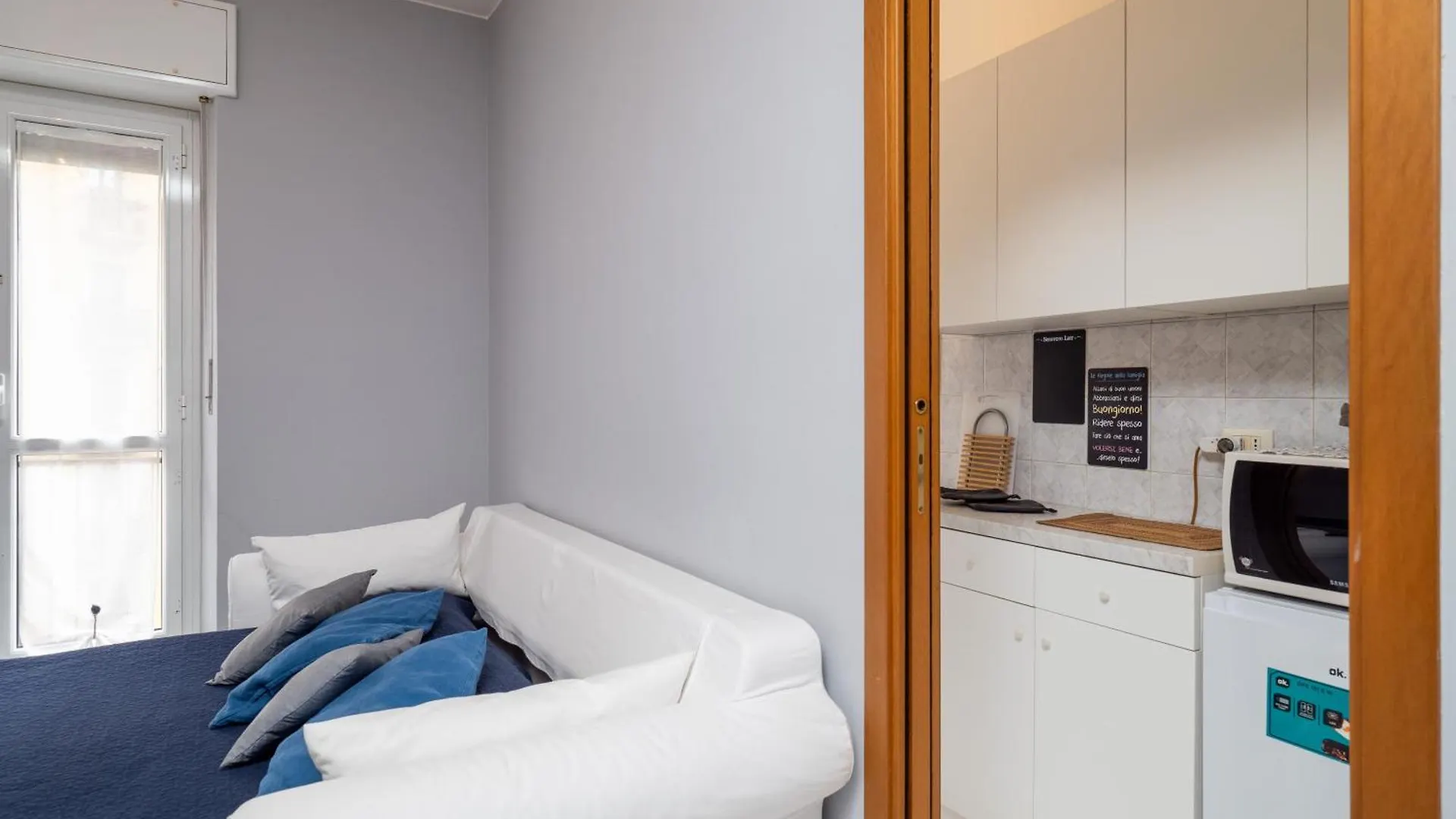 Cozy Apartment In Design District Milán